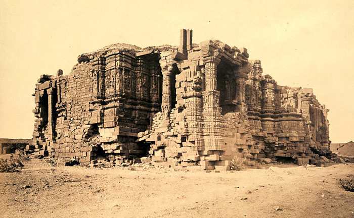 Somnath_temple_ruins_(1869)