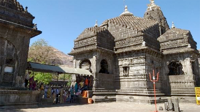 Trimbakeshwar Jyotirling Temple Maharashtra