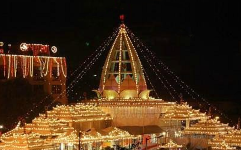 Jhandewalan Mata Siddhapeeth Temple Delhi 4