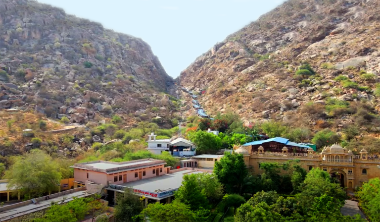 Sundha Mata Shaktipeeth Temple_Arawali Range