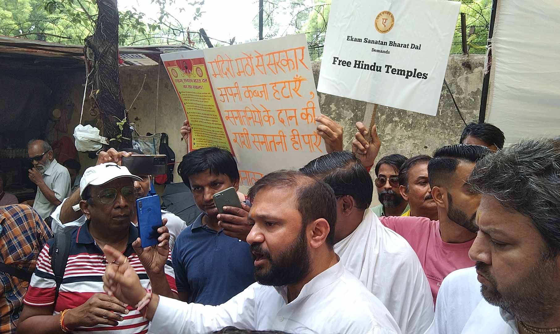 Free Hindu temple_Ankur Sharma_ESBD