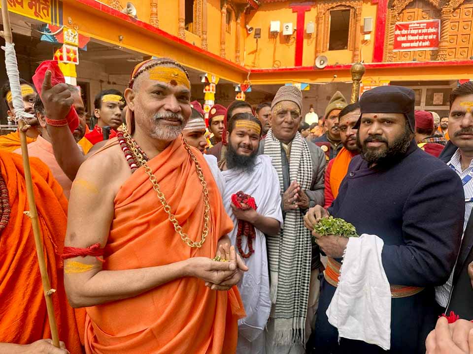 Avimukteshwarananda Saraswati Ji at Badrinath Dham in Chamoli