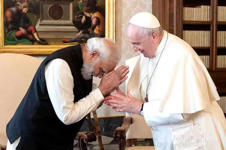 Pop Francis with Narendra Modi Prime Minister of India