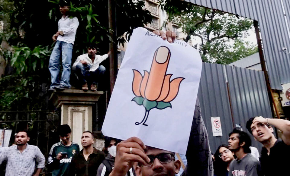 slogans in student movement at Jantar Mantar in hindi
